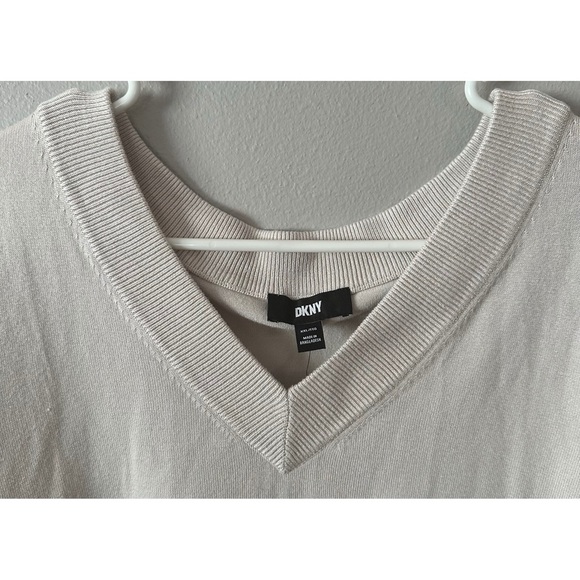 🆕 Women’s DKNY Puff Sleeve Sweater - Picture 8 of 10